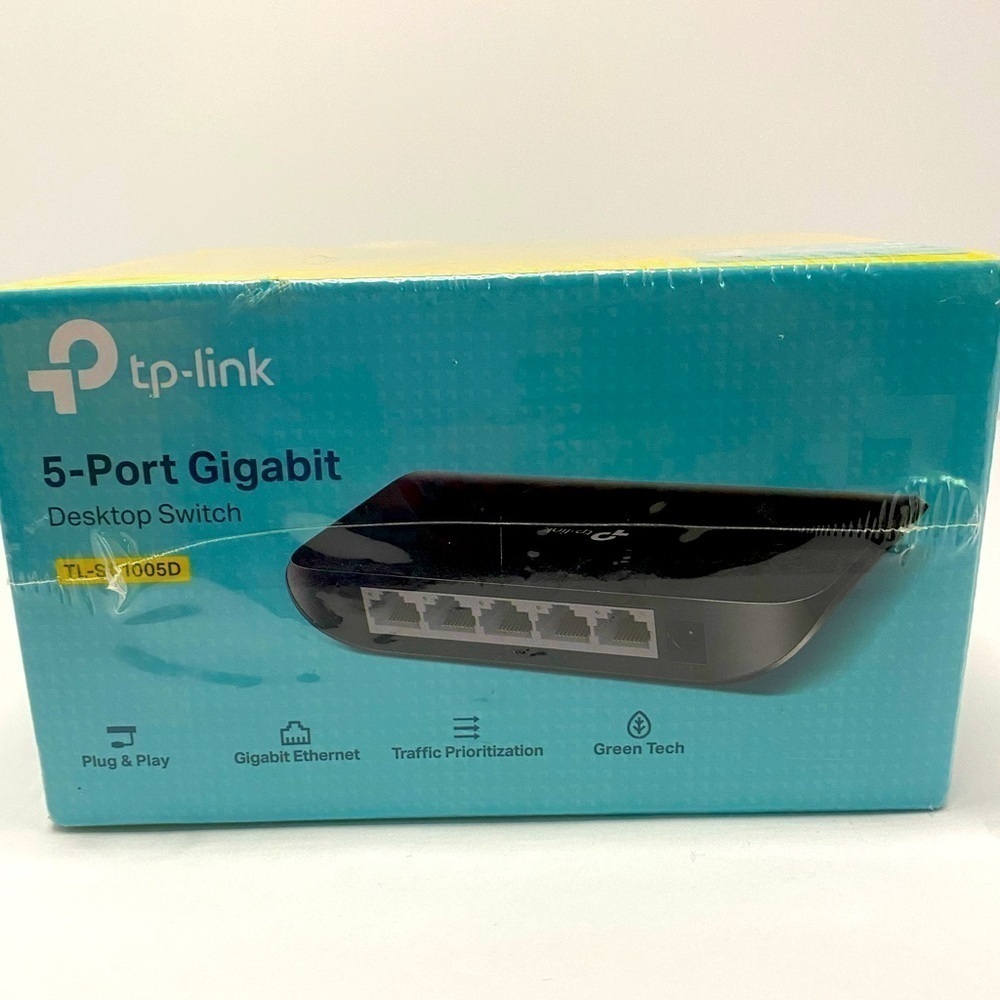 TP Link 5-port gigabit desktop game console NAS IPTV NWP unopened.  #OSE